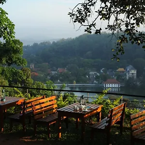 3* Hotel Hotel See Kandy